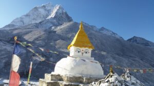 Everest Base Camp: The stupa keeps watch over Dingboche