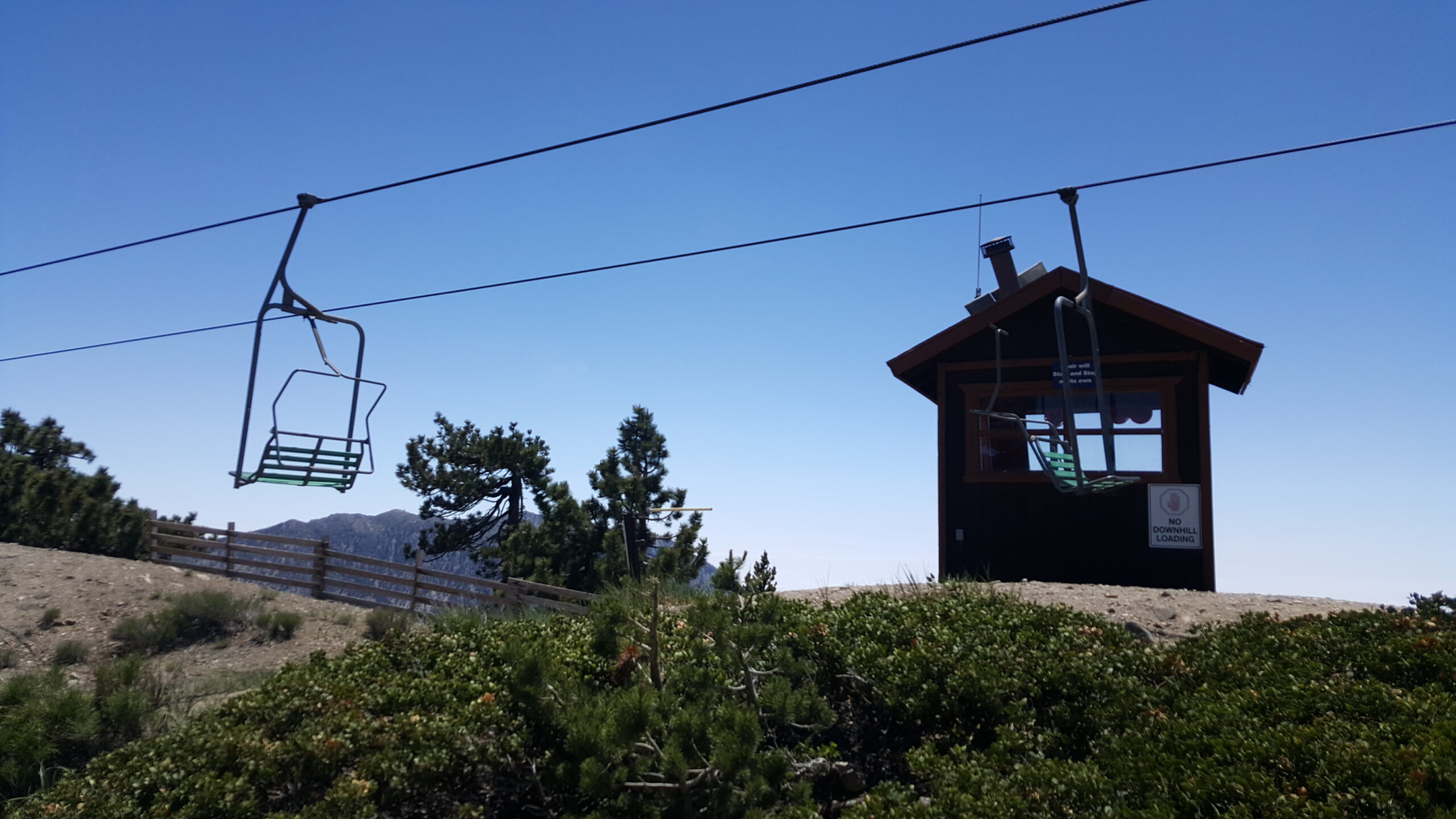 Ski Hut and Devil's Backbone
