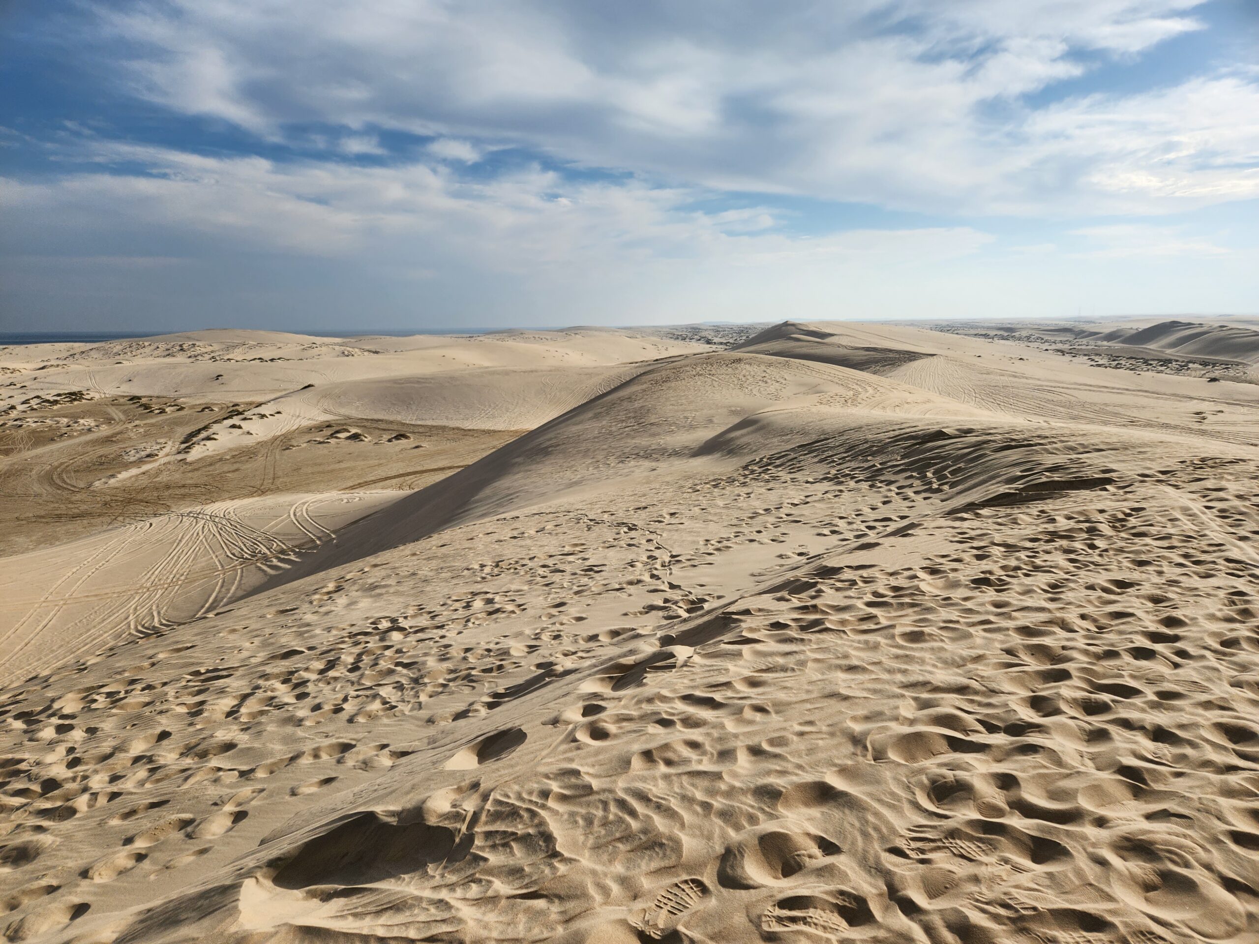 Sandboarding in Doha