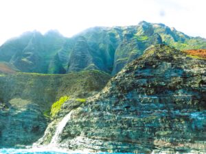 Cruising the Na Pali Coastline
